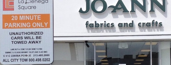 JOANN Fabrics and Crafts is one of Locais curtidos por Colin.