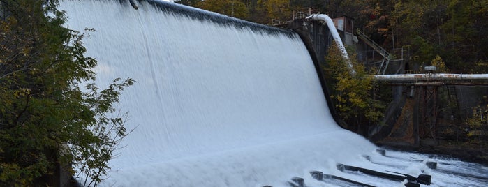 Gorge Metro Park is one of Akron Highlights.