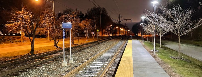 RTA Shaker - Lee Rapid Station is one of RTA Green Line.