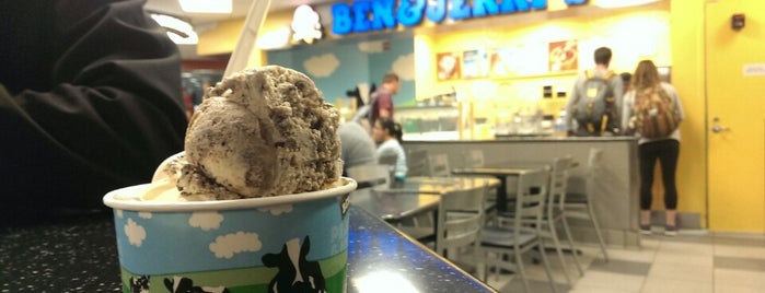 Ben And Jerry's is one of Christophさんのお気に入りスポット.