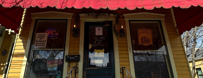 Stella's Kentucky Deli is one of Restaurants That Serve Ale-8.