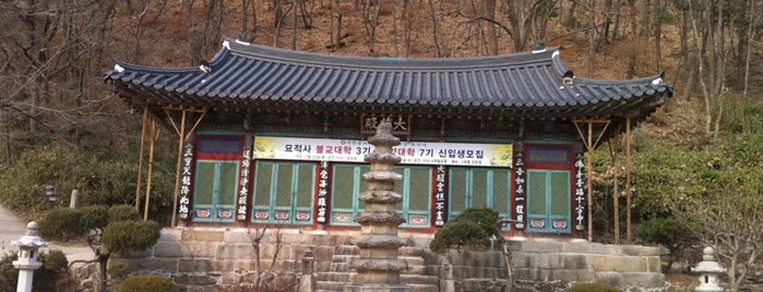 묘적사 is one of Buddhist temples in Gyeonggi.
