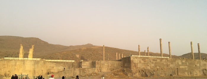 Tomb of Artaxerxes II | مقبره اردشیر دوم is one of جاهای دیدنی شیراز.