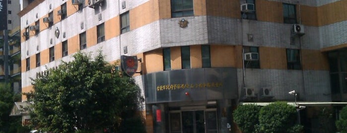 全家 014887 長復店 is one of 附近.