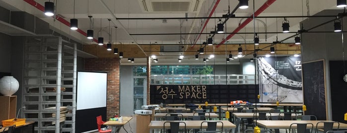 Sungsu Maker Space is one of Orietta’s Liked Places.