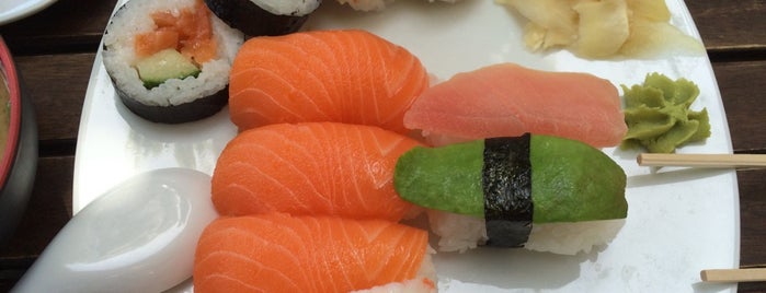Ebay Sushi & Café is one of God mat!.