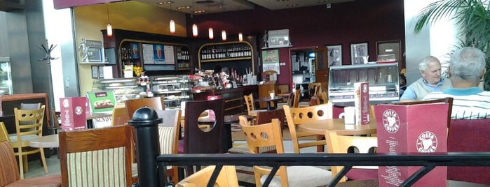 Costa Coffee is one of Sofija'nın Beğendiği Mekanlar.