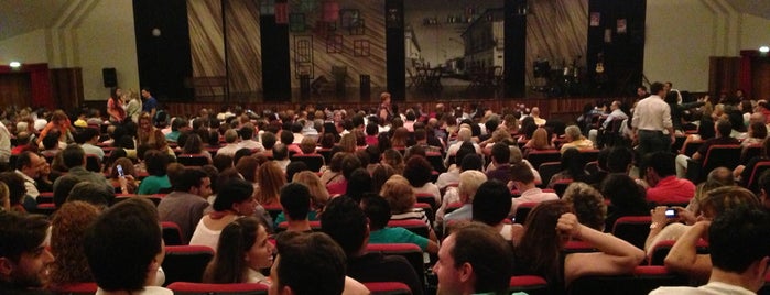 Teatro APCD is one of Caraigá recomenda para o Dia das Mães.