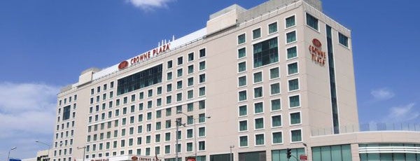Crowne Plaza Istanbul - Asia is one of Pendik 2.