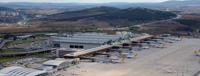 Istanbul Sabiha Gökçen International Airport (SAW) is one of Pendik İlçesi.
