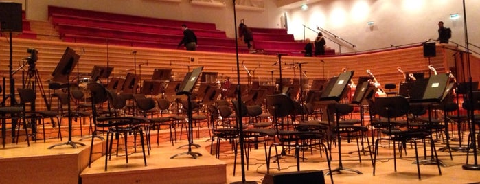 Salle Pleyel is one of Lugares favoritos de Jerome.