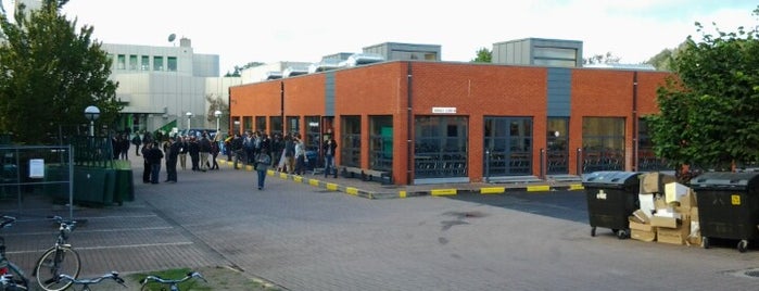 Howest Campus Kortrijk Weide is one of Lugares guardados de Brik.