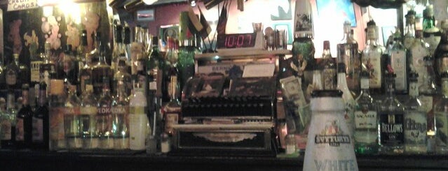 Bernice's Tavern is one of Pub a Dub.