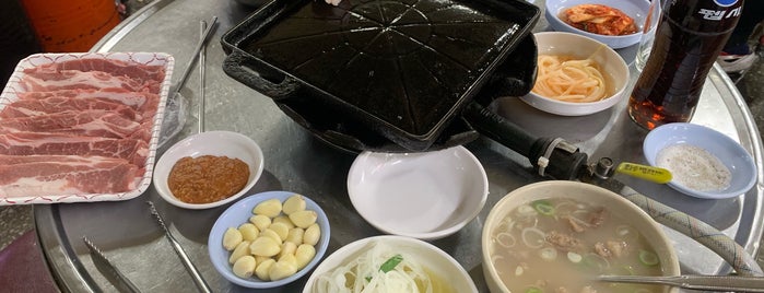 남부정육점 is one of Seoulite -  Meat / 肉.