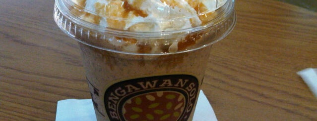 Bengawan Solo Coffee is one of Favorite Arts & Entertainment.