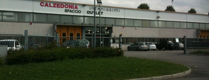 Outlet Calzedonia - Intimissimi is one of Bologna and closer best places 3rd.