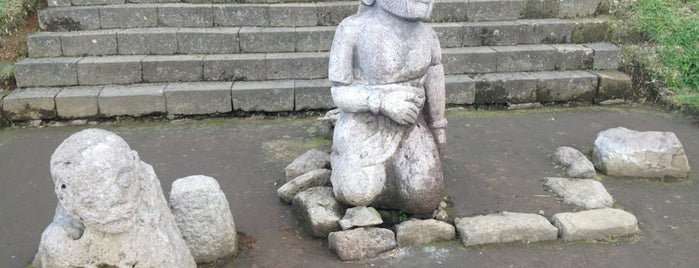 Candi Cetho is one of Temples and statues in Indonesia.