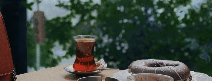 Meram Cafe & Bistro is one of Kahvaltı.
