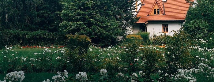 Музей-заповедник В. Д. Поленова is one of Lieux qui ont plu à Natalie.