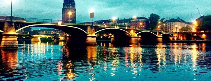 Ignatz-Bubis-Brücke is one of Must-visit Bridges in Frankfurt am Main.