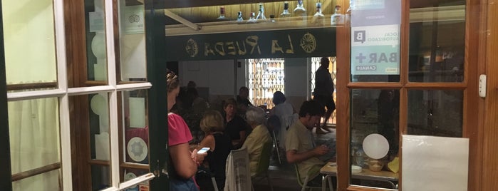 Bar Restaurant La Rueda is one of Menorca.