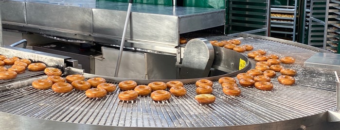 Krispy Kreme Doughnuts is one of doughnut shops.