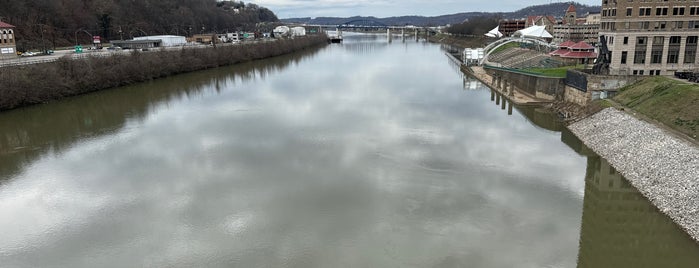 Southside Bridge is one of West Virginia (WA).