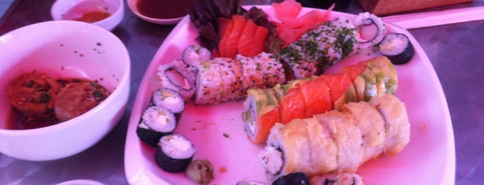 Natural Sushi Delivery is one of Restaurantes.