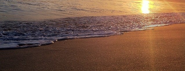 Praia do Dentinho is one of Região dos Lagos.