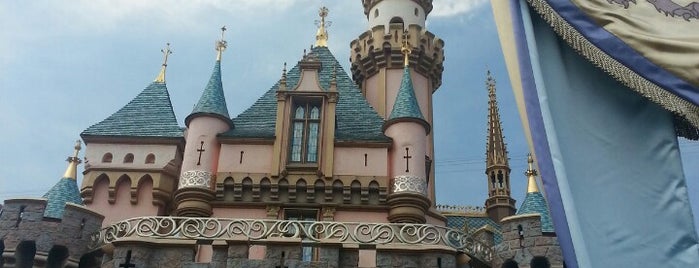 Disneyland Park is one of US - Must Visit ( West Cosat ).