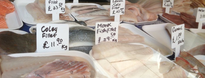 Eddie's Seafood Market is one of Edinburgh / Must-Visit Places before Graduation.