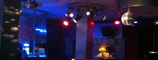 L'Arlecchino Show Bar is one of Live music in Varese.