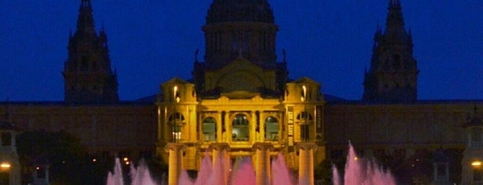 Волшебный фонтан Монжуика is one of Barcelona.