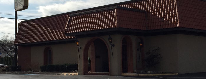 Giovanni's Restaurant is one of NWI.