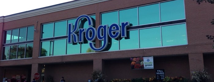 Kroger is one of Ashleyさんのお気に入りスポット.