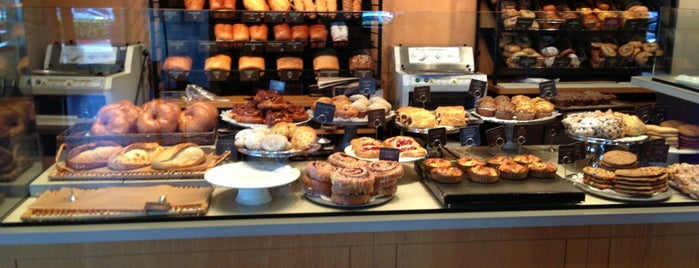 Panera Bread is one of Lugares favoritos de Martin D..