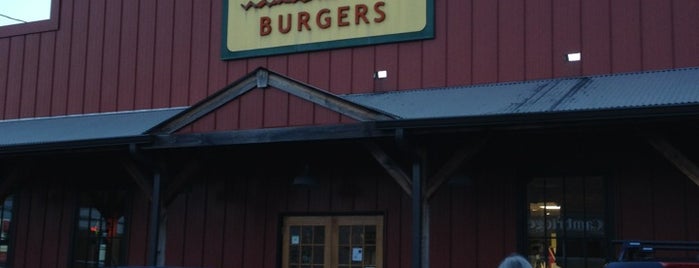 Wild Willy's Burgers is one of Kevin'in Kaydettiği Mekanlar.