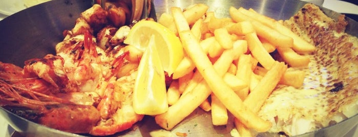 Fish & Co.™ is one of Lieux qui ont plu à Ramadhan.