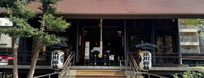 氷川神社（高円寺氷川神社） is one of 花手水やってる寺社.