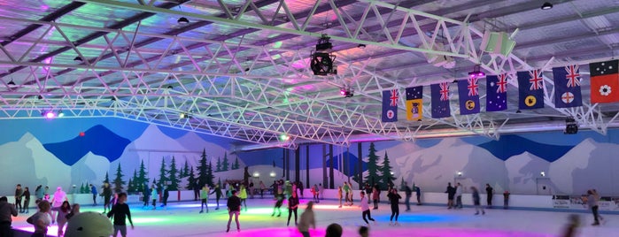 Cockburn Ice Arena is one of Tempat yang Disukai Shane.