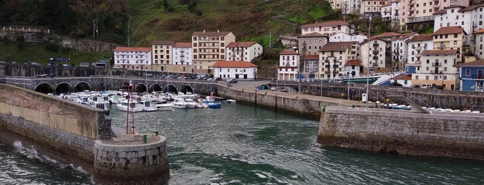 Puerto de Elantxobe is one of Cosas x hacer en Bilbao y alrededores..