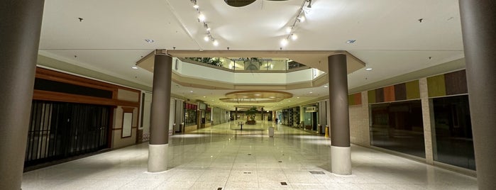 Chesterfield Mall is one of St. Louis.