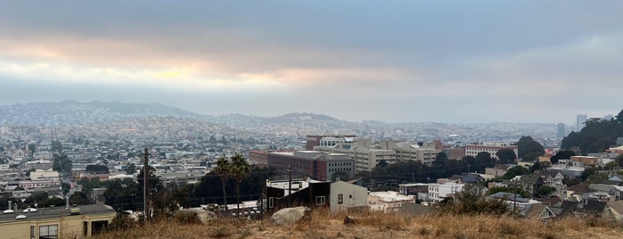 Starr King Open Space is one of The City.