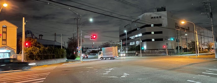 目黒交番前交差点 is one of 国道16号(八王子街道, 県道56号).
