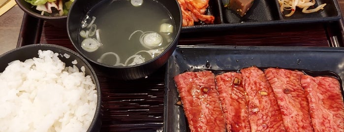 Yakiniku Yansando is one of Takuma 님이 좋아한 장소.