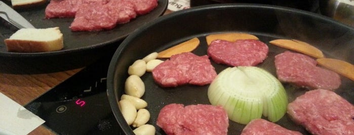 Bulgogi Brothers Korean BBQ is one of Posti che sono piaciuti a Andre.
