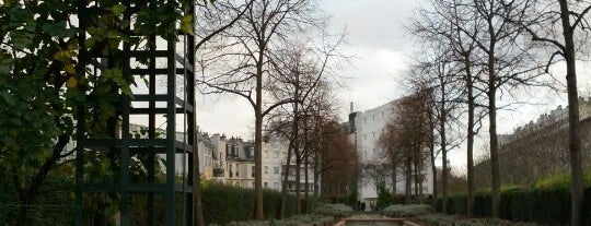 Promenade plantée – La Coulée Verte is one of ParisSeine.