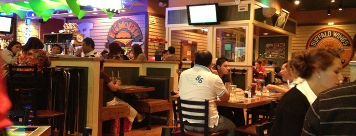 Chili's Grill & Bar is one of Lugares favoritos de Karen M..