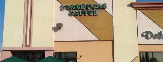 Starbucks is one of J : понравившиеся места.