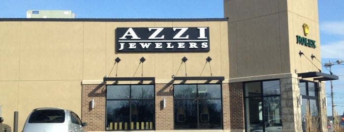 Azzi Jewelers is one of Lieux qui ont plu à James.